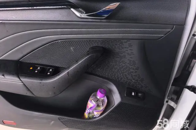 Skoda Octavia (Imported) 2024 car image #8