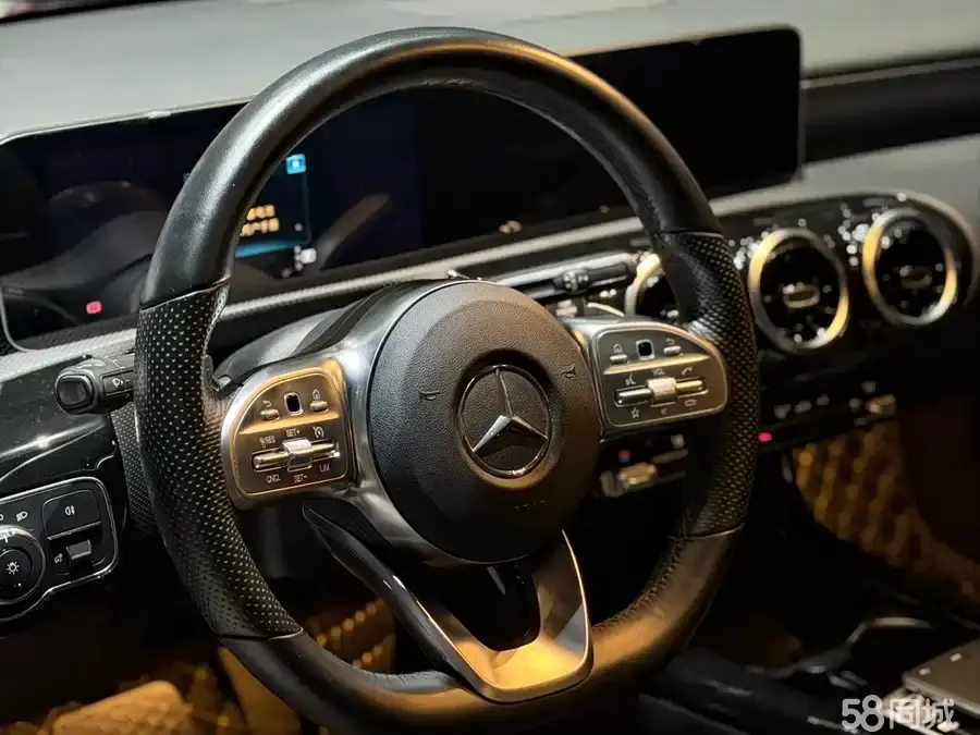 Mercedes-Benz A Class 2020 car image #8