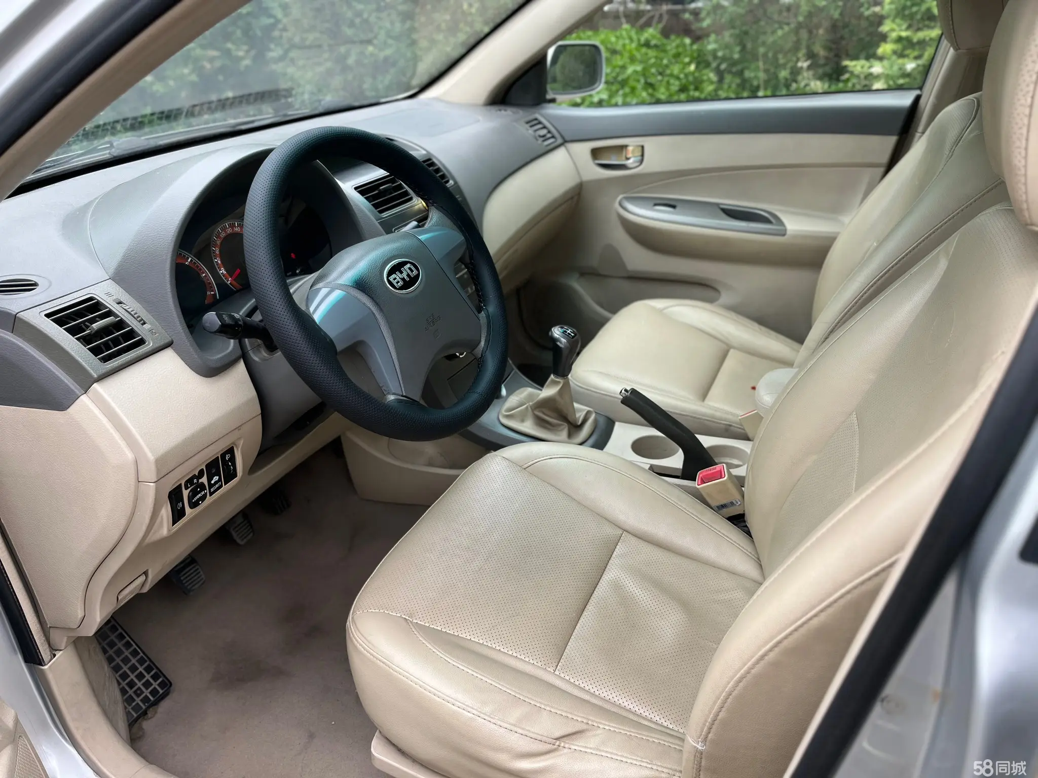 BYD L3 2013 изображение автомобиля #8