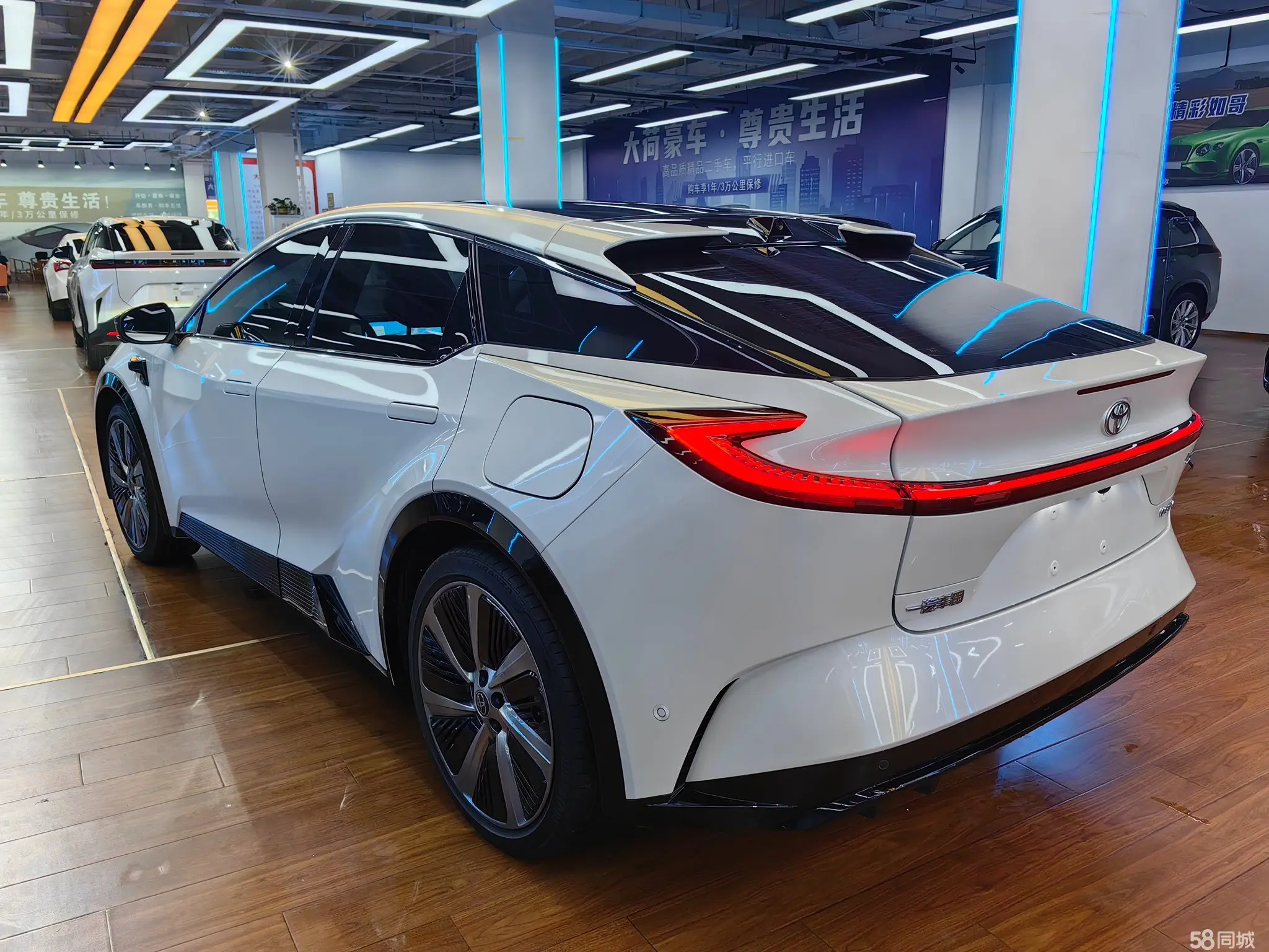 Toyota Highlander (Imported) 2025 car image #8