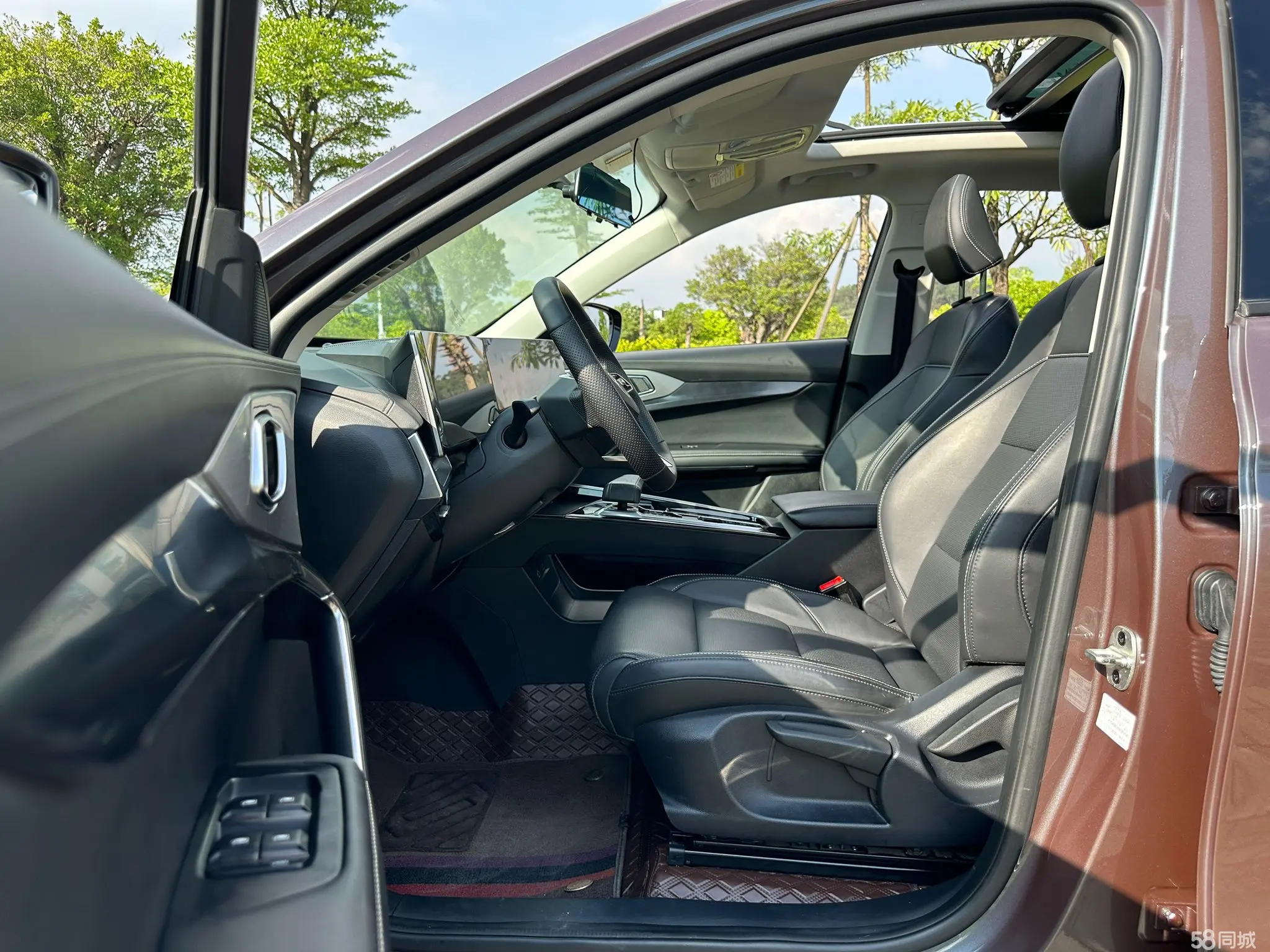 MG GT 2021 car image #8