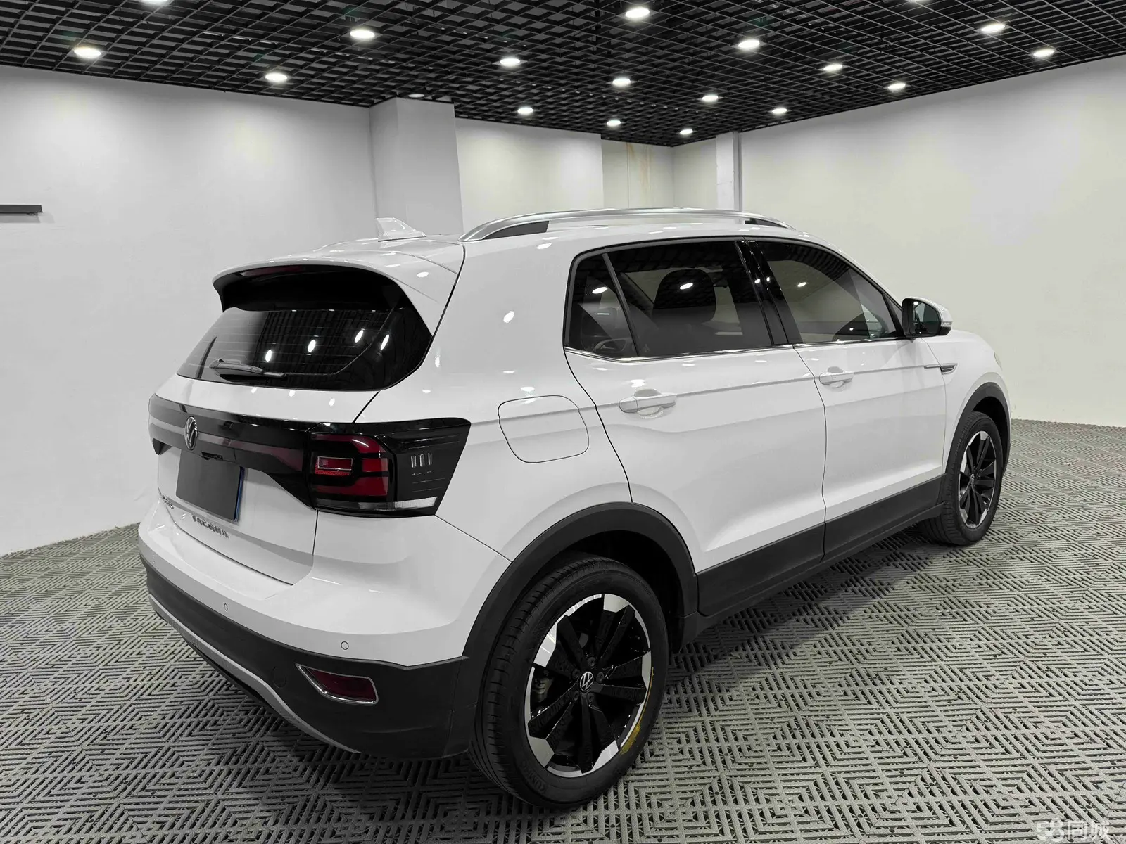 Volkswagen Tacqua 2023 immagine di auto #8