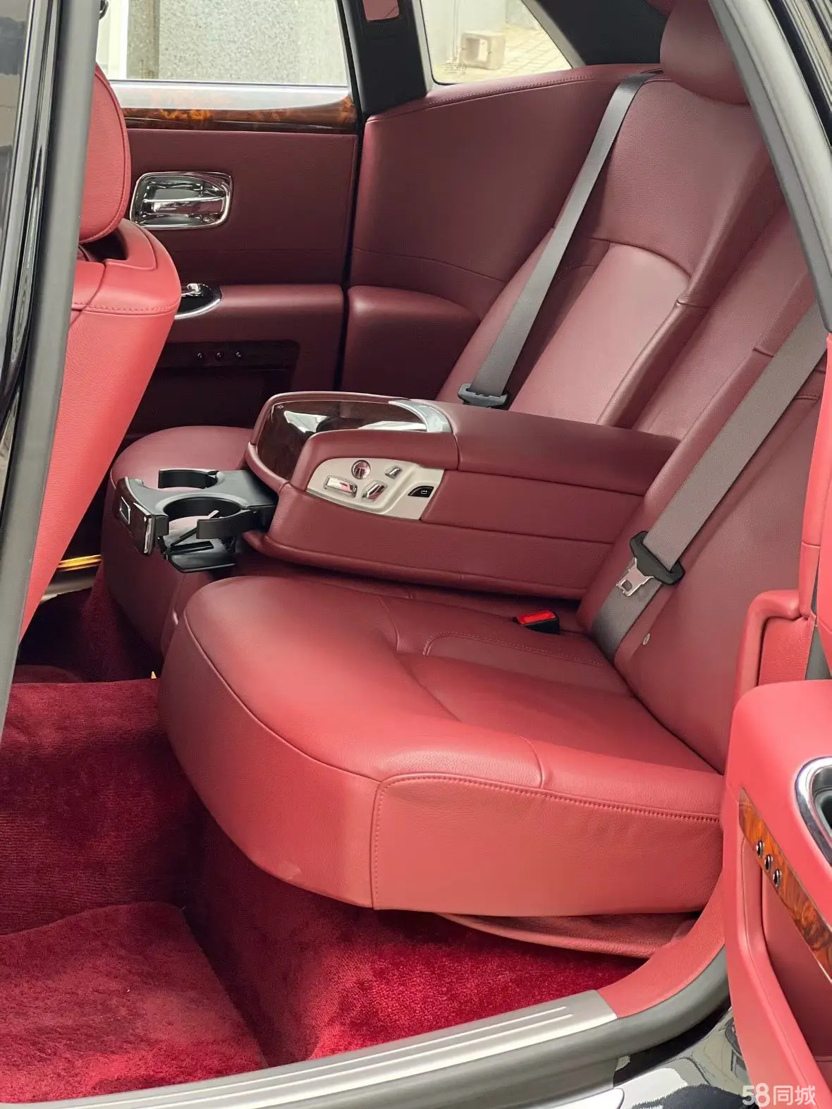 Rolls-Royce Ghost 2017 car image #8