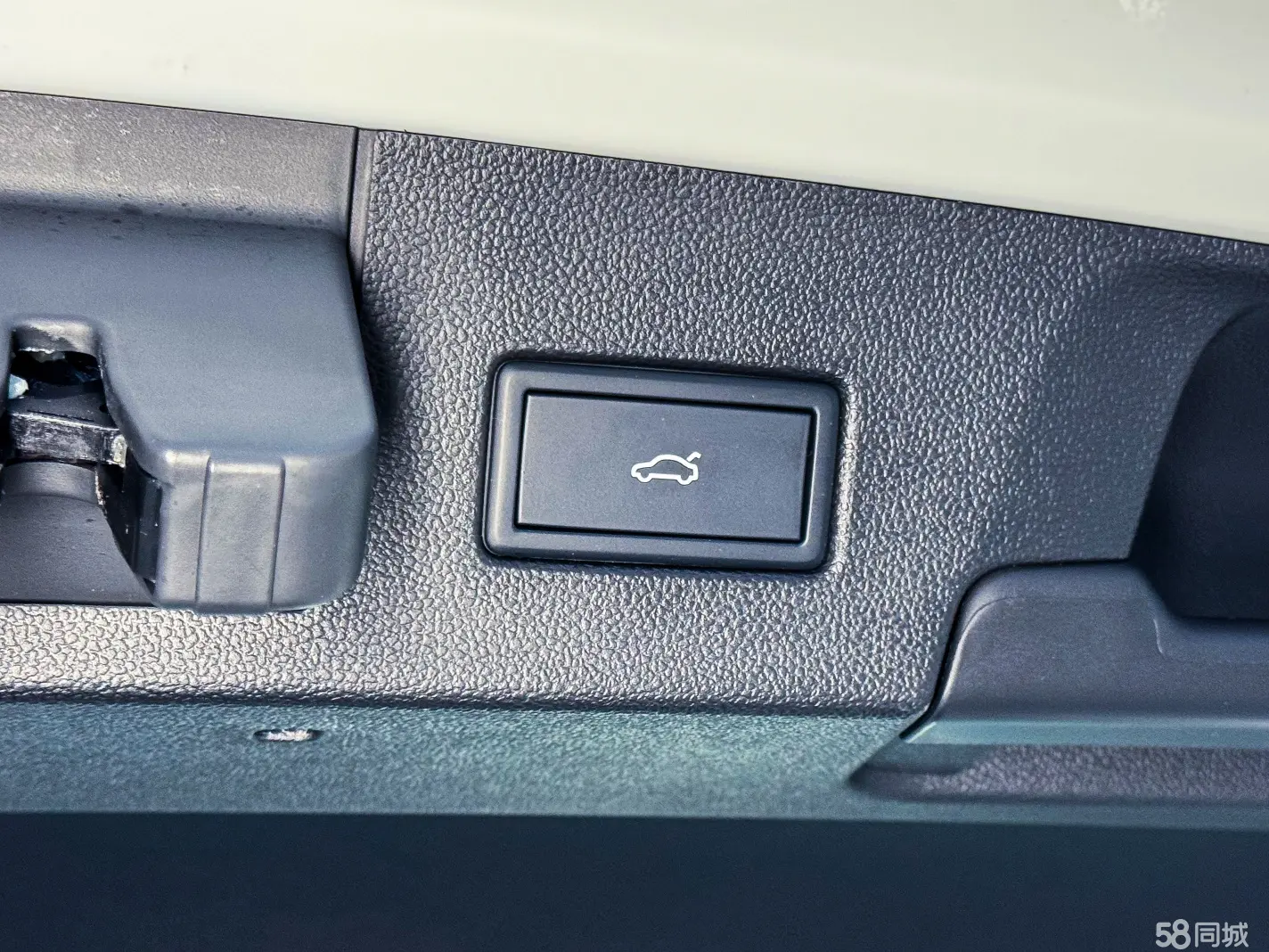 Volkswagen Lamando 2024 car image #8