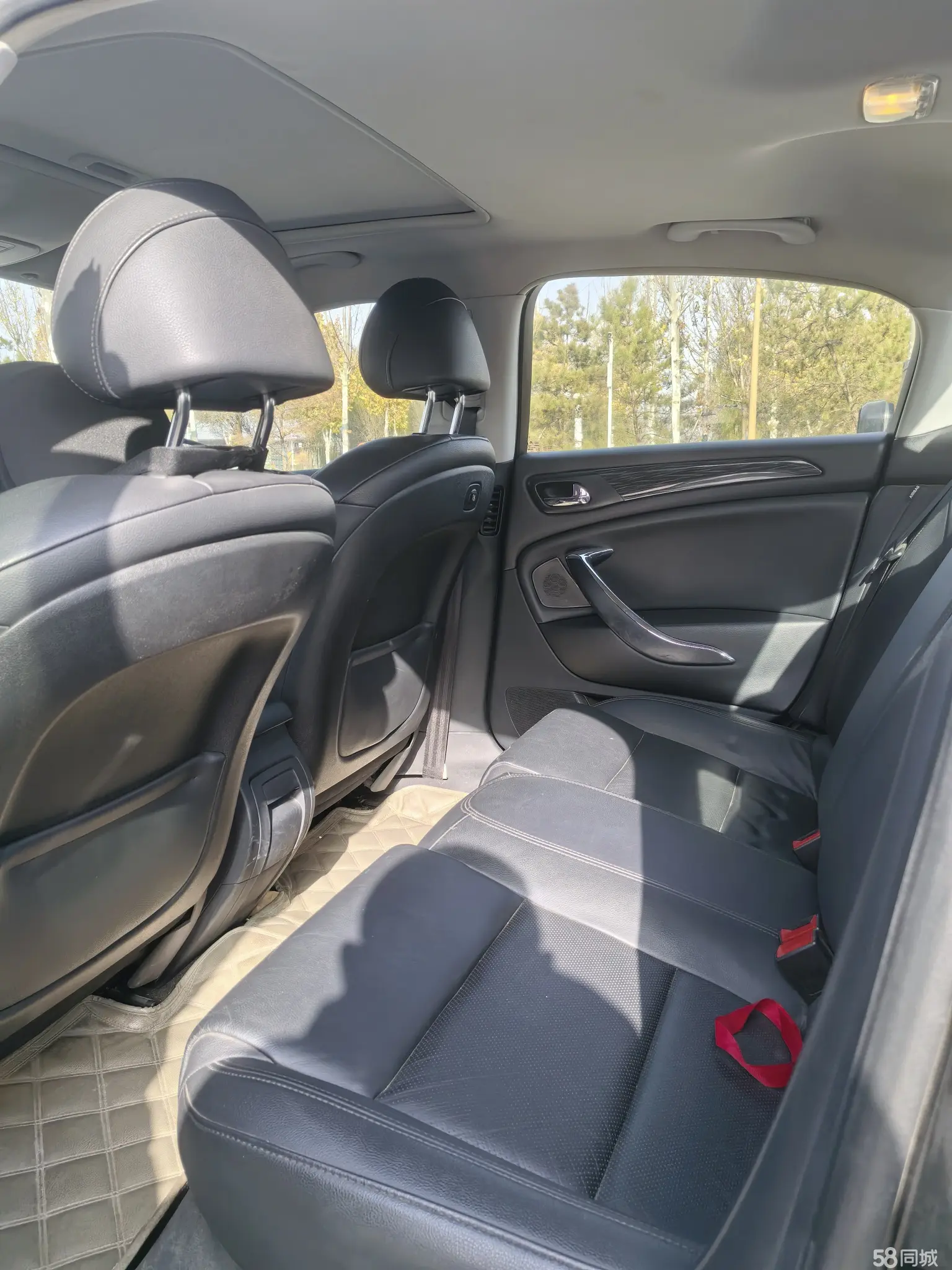 Citroen C5 2012 car image #8