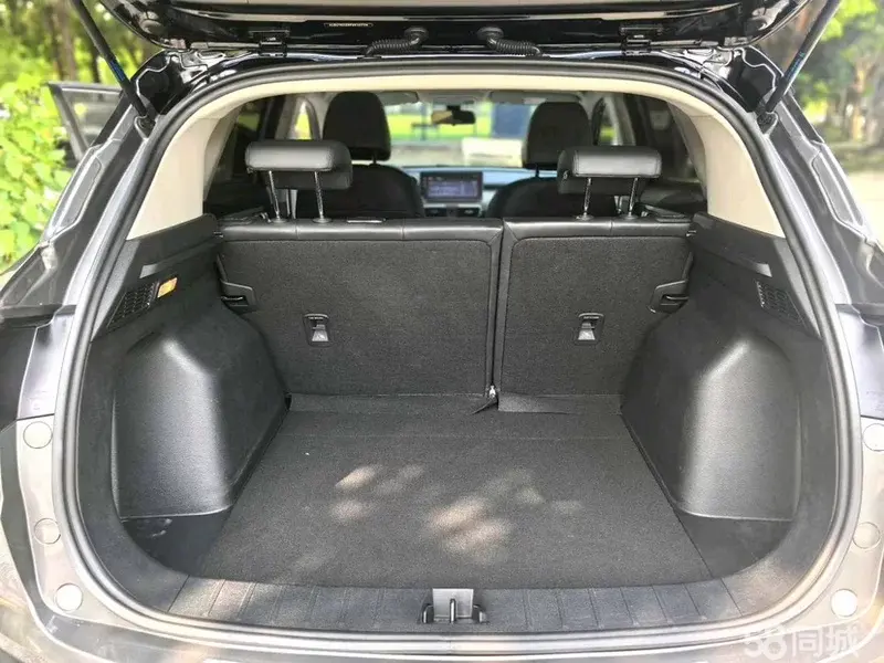 GEELY Coolray 2024 car image #8