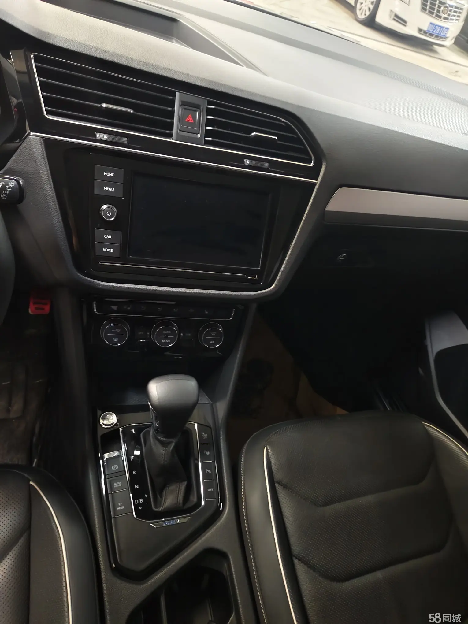 Volkswagen Tiguan L New Energy 2019 изображение автомобиля #8