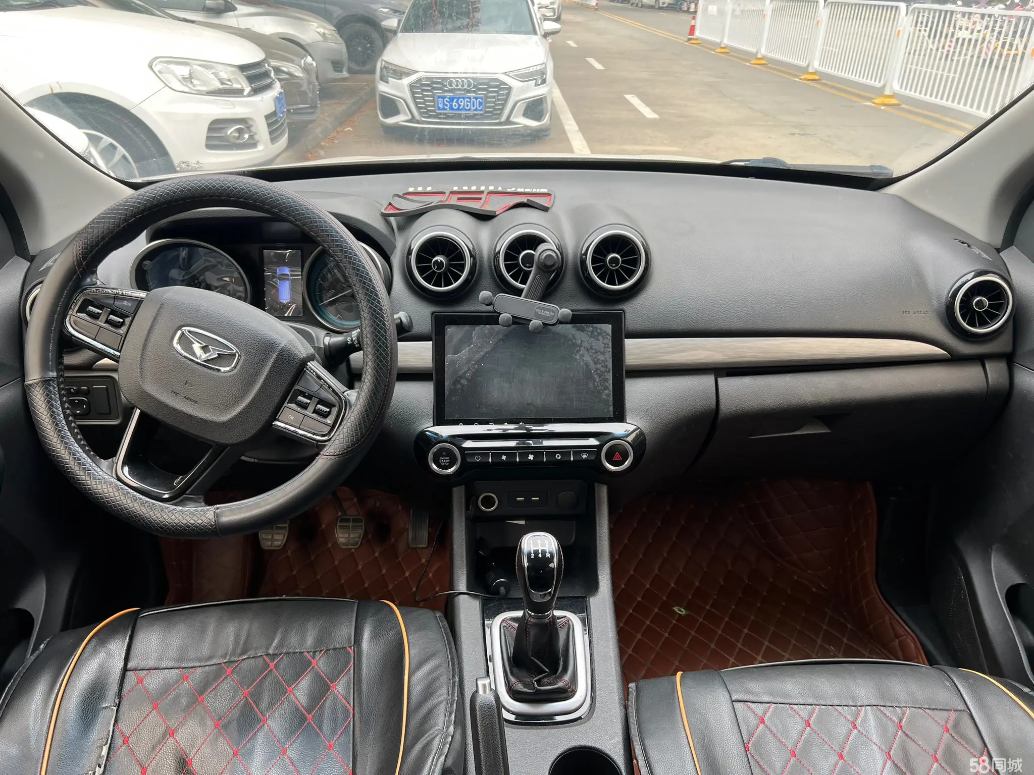 Kaiyi V3 2016 car image #8