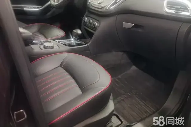 Soueast DX7 2017 car image #8