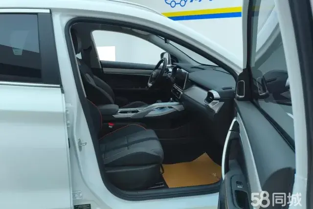 GEELY Coolray 2025 #8 GEELY Coolray 2025 immagine di auto #8