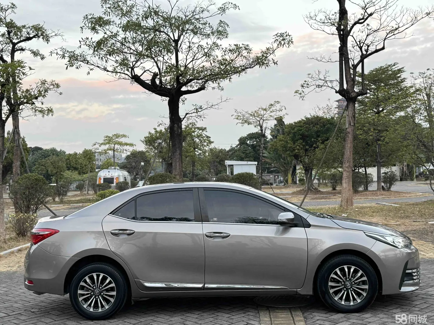 Toyota Corolla 2018 #8 Toyota Corolla 2018 car image #8