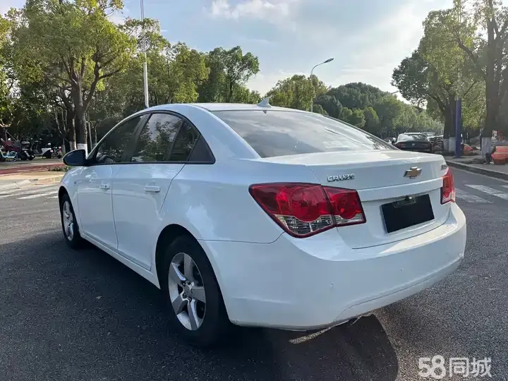 Chevrolet Cruze 2012 #8 Chevrolet Cruze 2012 immagine di auto #8