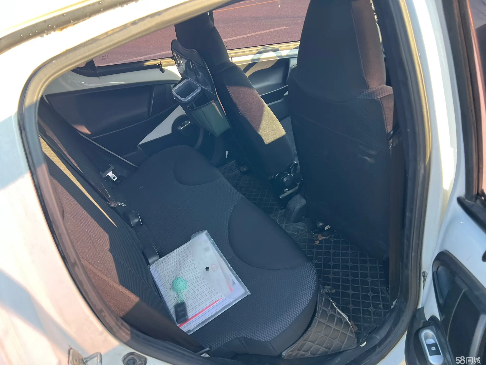 BYD e1 2019 #8 BYD e1 2019 car image #8