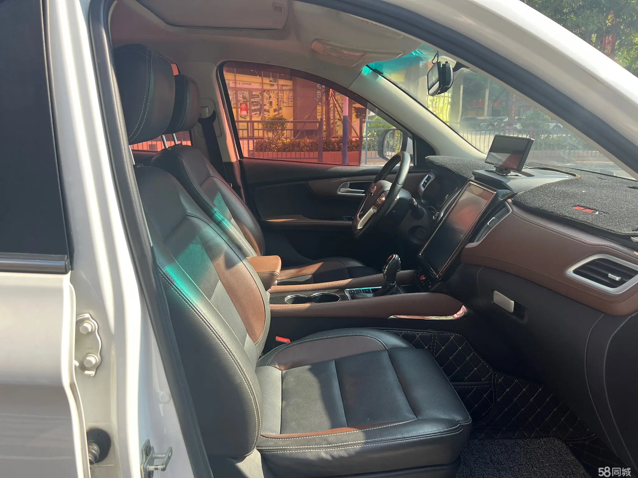 SWM斯威汽车 SWM斯威X7 2018 汽车图片 #8