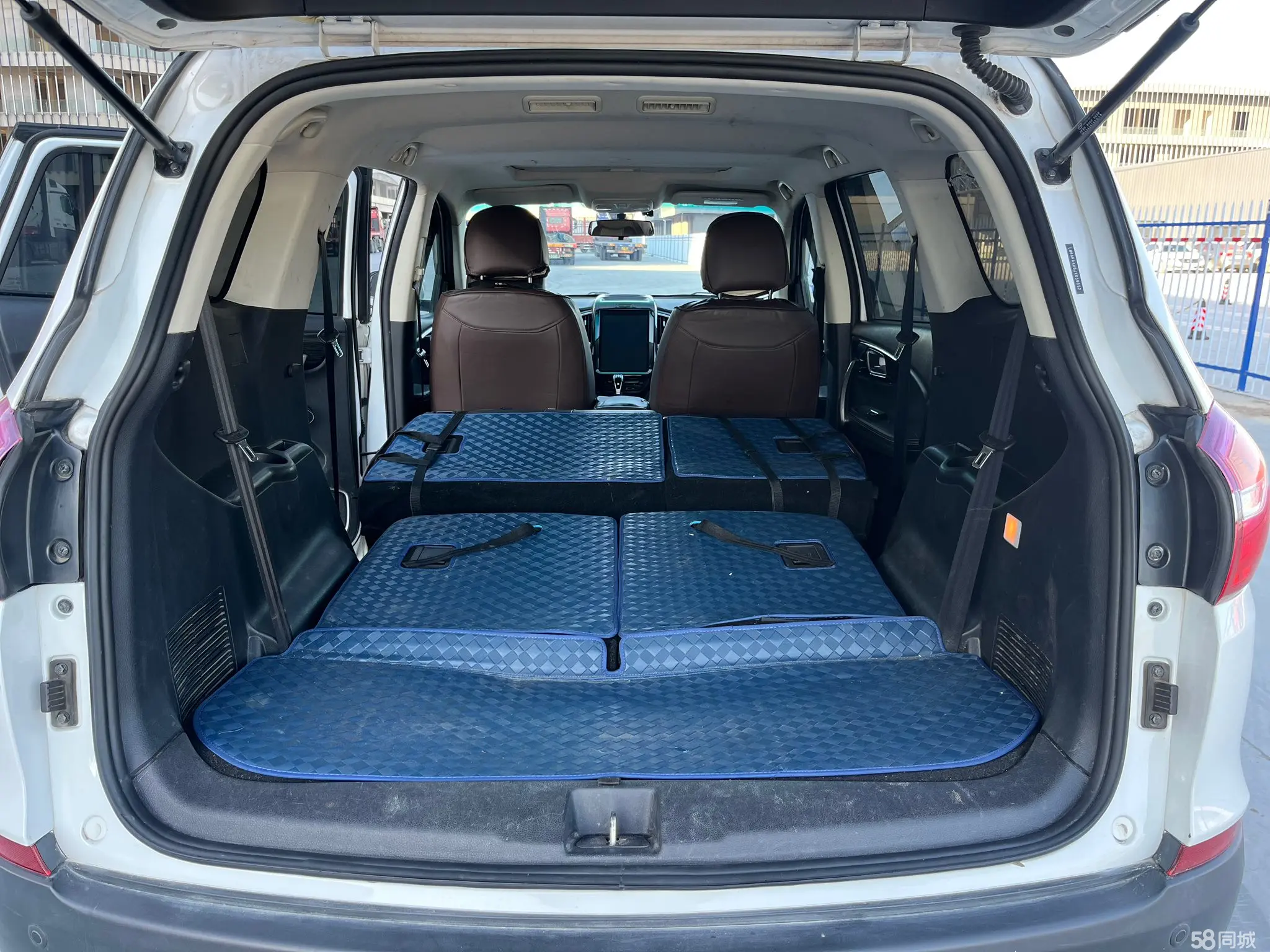 SWM斯威汽车 SWM斯威X7 2018 汽车图片 #8