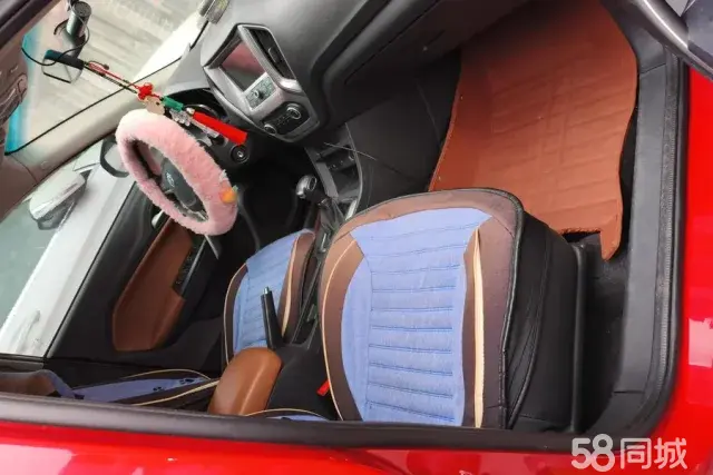 MG GT 2016 car image #8