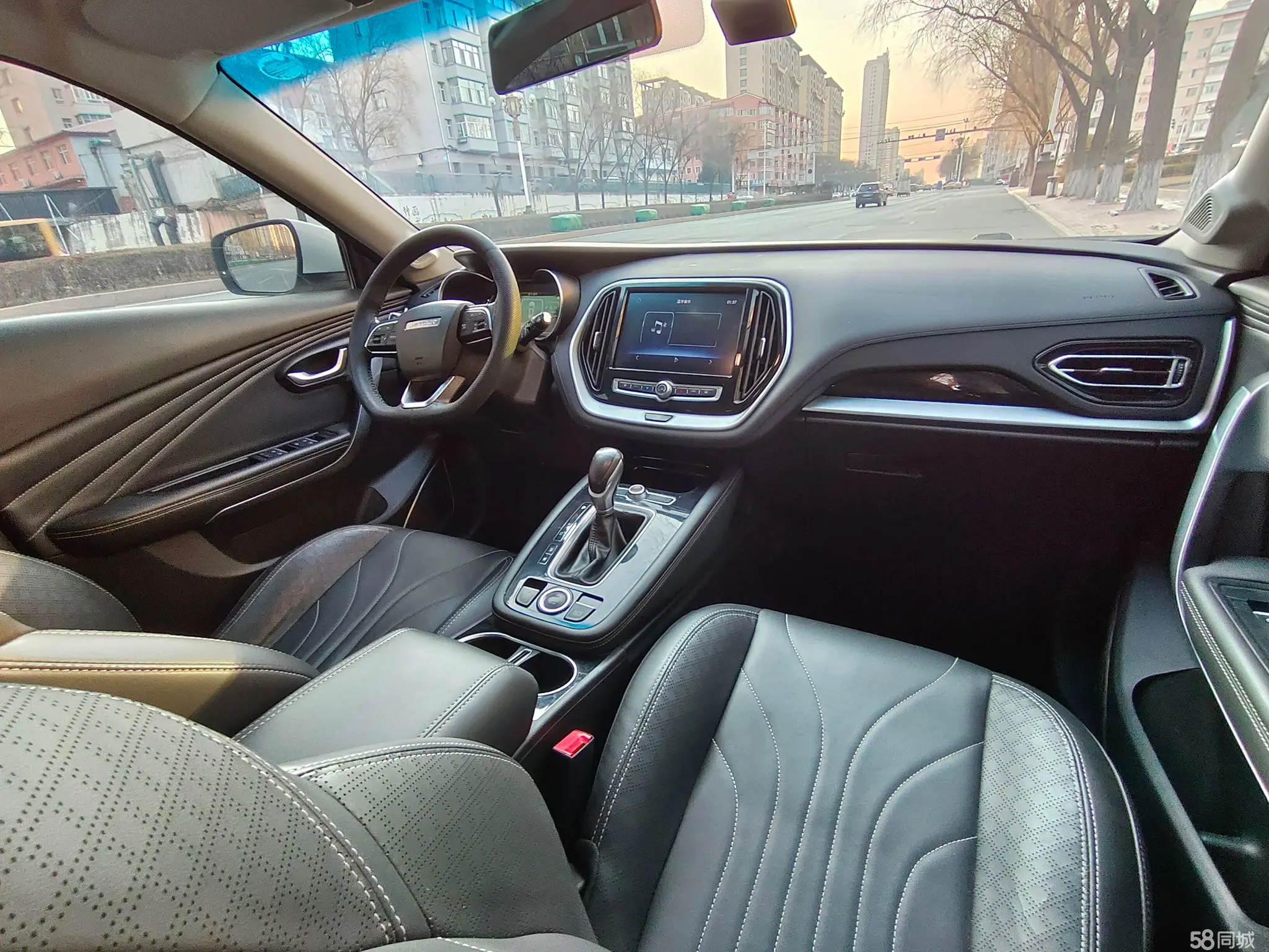 Jetour X70 2019 #8 Jetour X70 2019 صورة سيارة #8