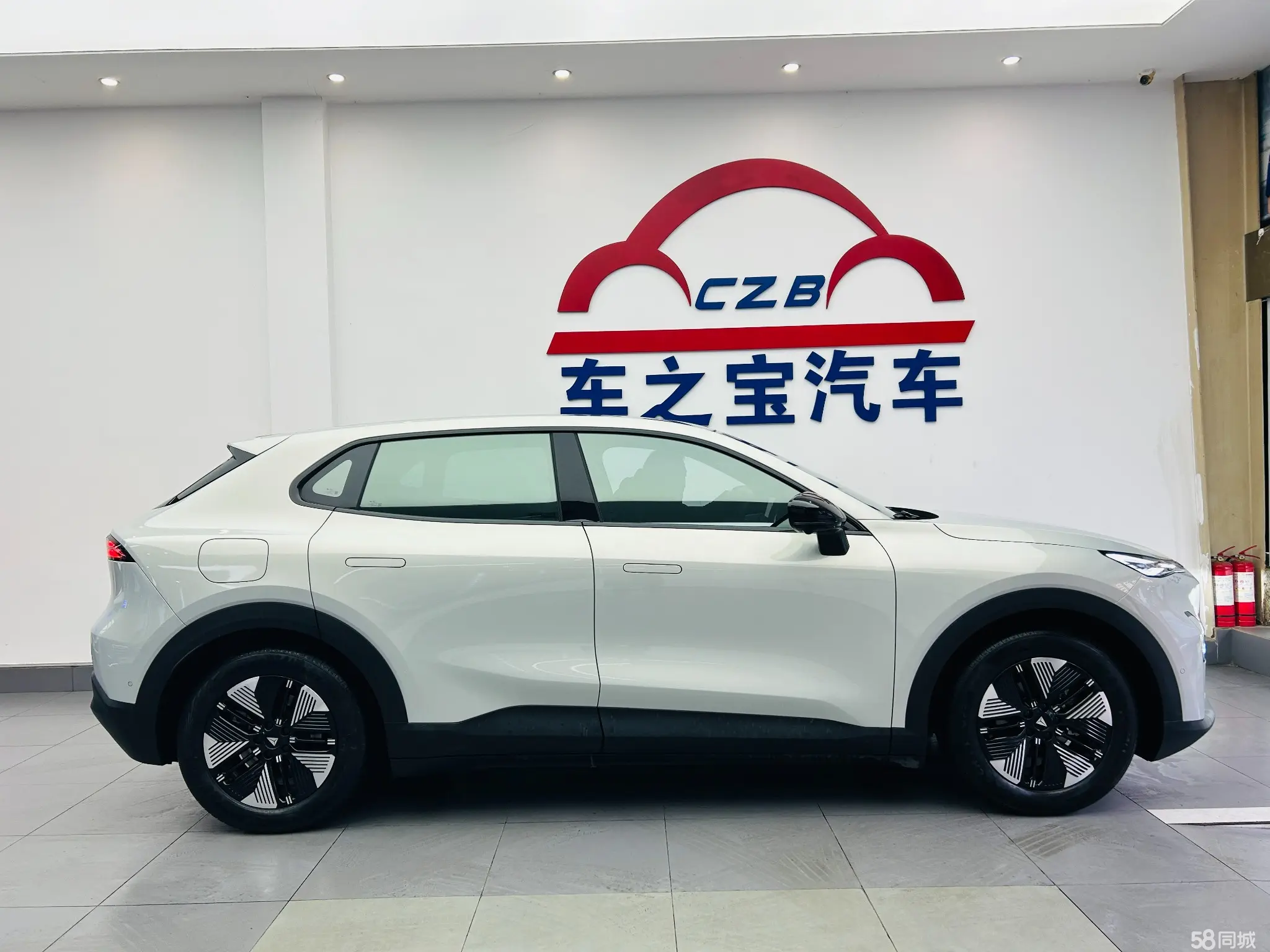 Deepal S05 2025 car image #8