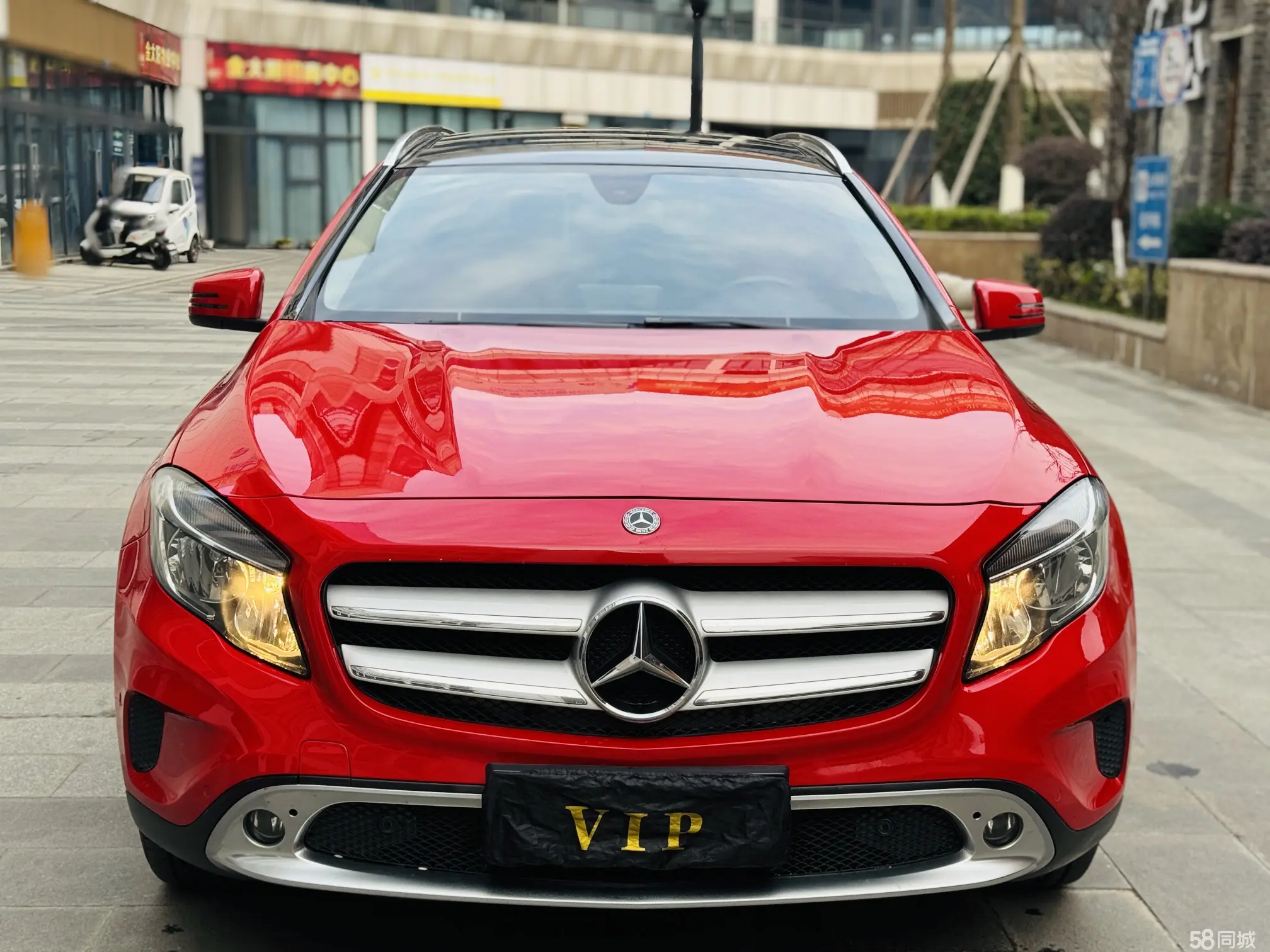 Mercedes-Benz GLA Class 2017 immagine di auto #8