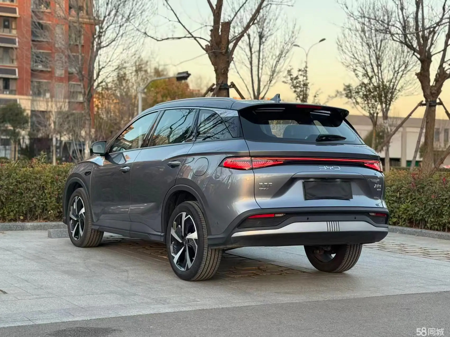 BYD Sea Lion 05 DM-i 2025 car image #8