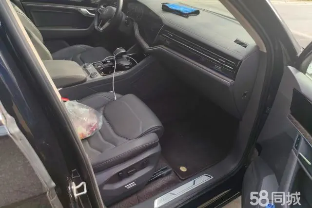 Volkswagen Touareg 2021 immagine di auto #8