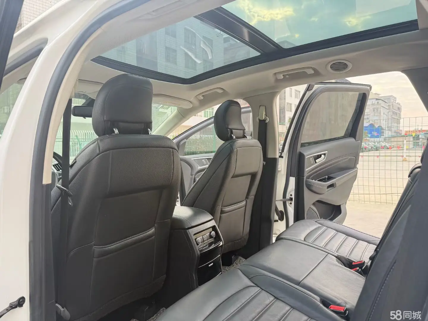 Ford Edge 2016 car image #8