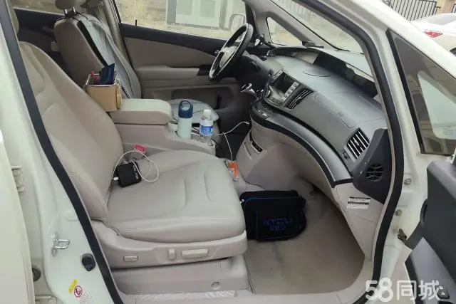 BYD e6 2015 car image #8