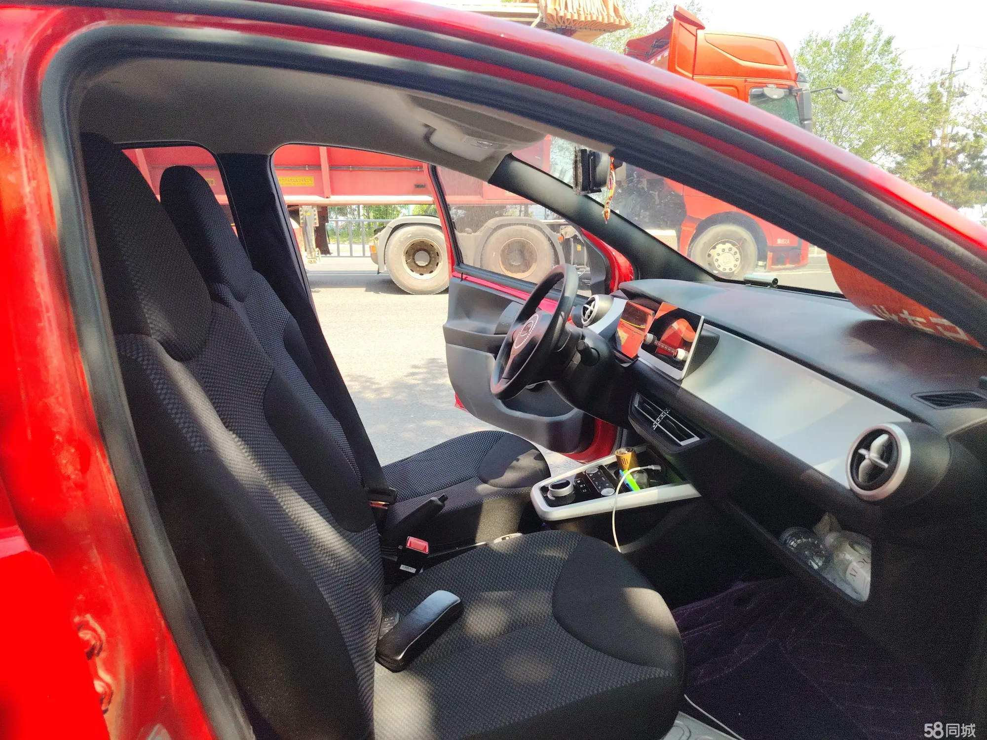 BYD e1 2019 #8 BYD e1 2019 car image #8