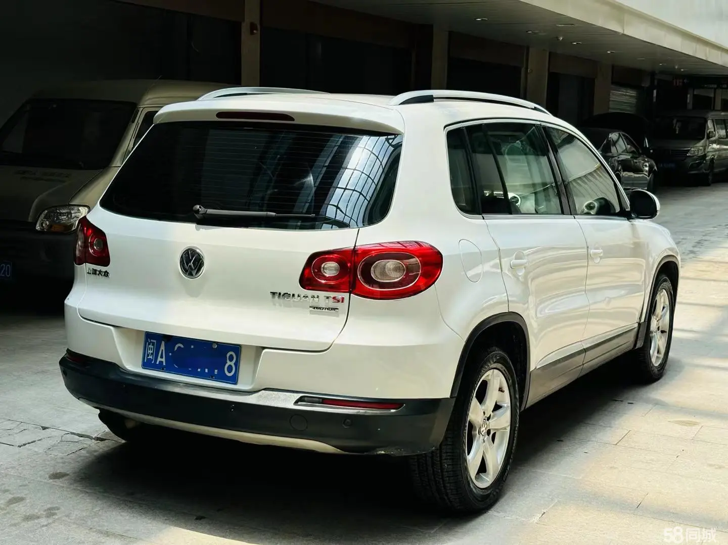 Volkswagen Tiguan 2012 #8 Volkswagen Tiguan 2012 car image #8