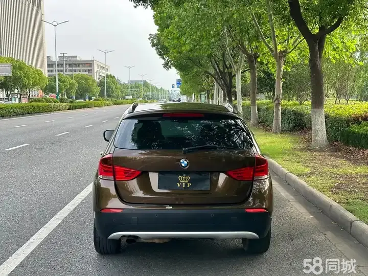 BMW X1 2012 car image #8