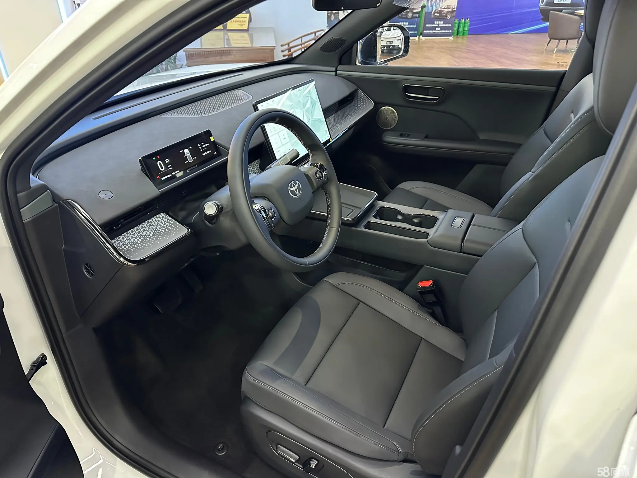 丰田 铂智3X 2025 汽车图片 #8