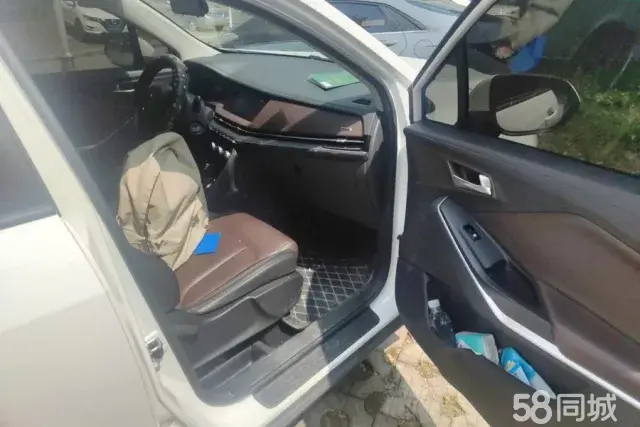 Changan CS15 2019 #8 Changan CS15 2019 immagine di auto #8