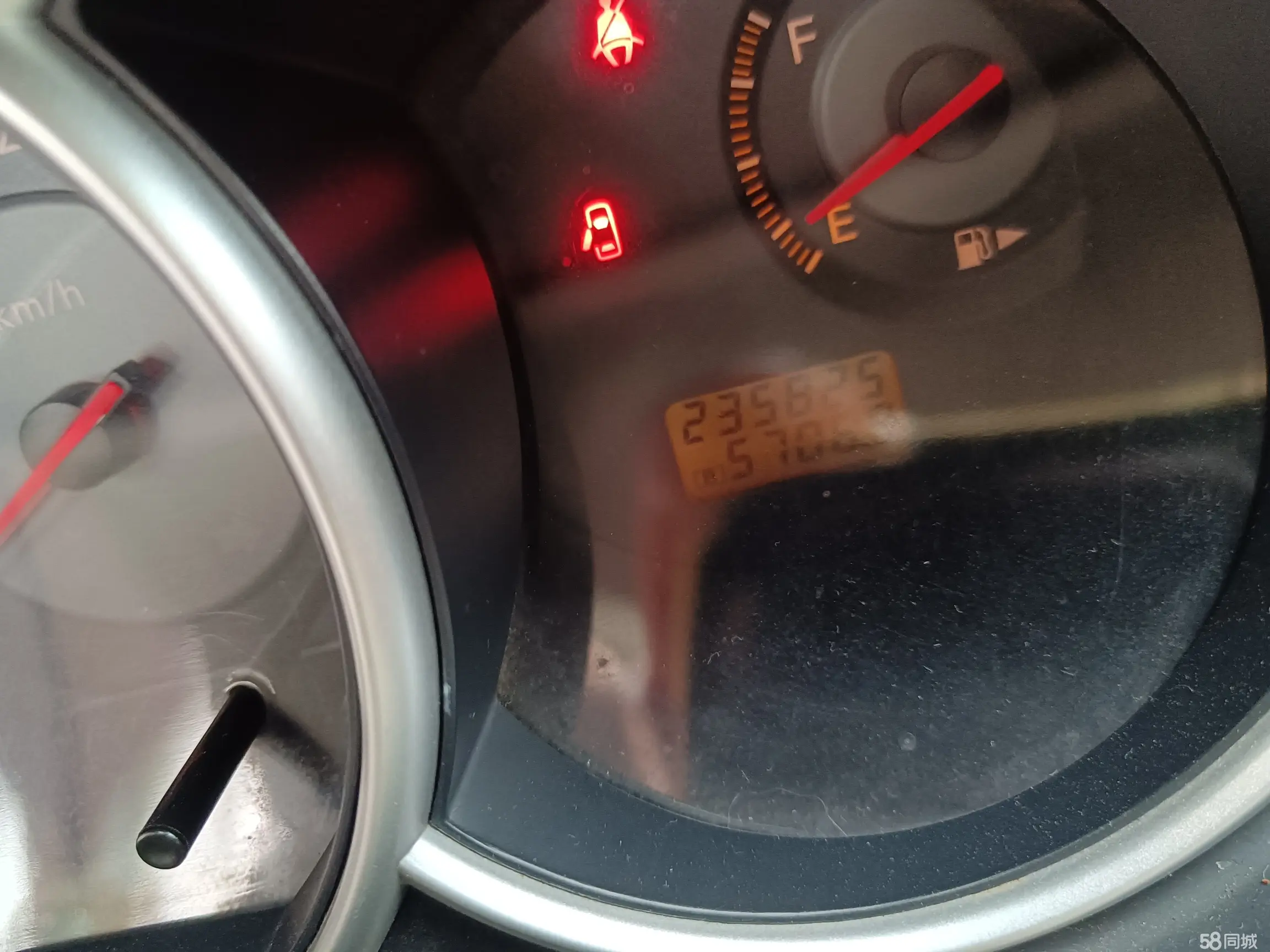 日产 颐达 2006 汽车图片 #8