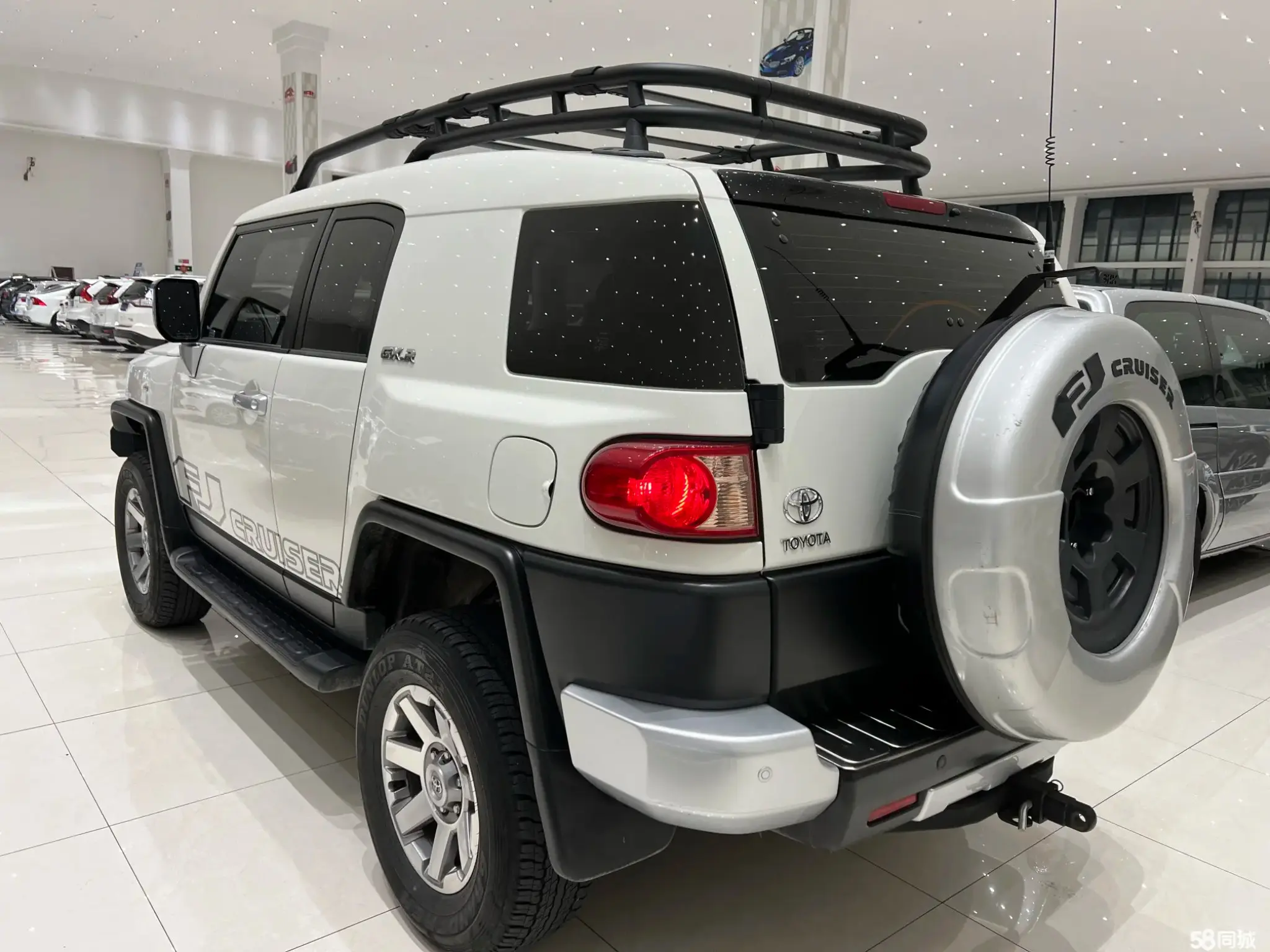 Toyota FJ Cruiser 2019 car image #8