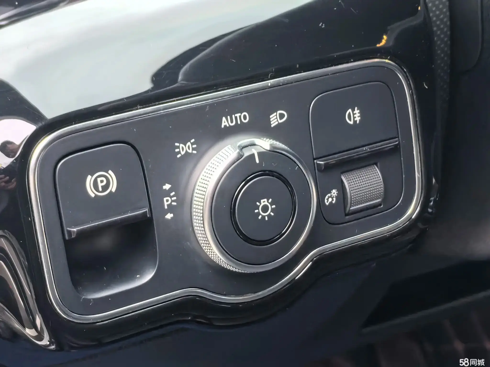 Mercedes-Benz A Class 2019 car image #8