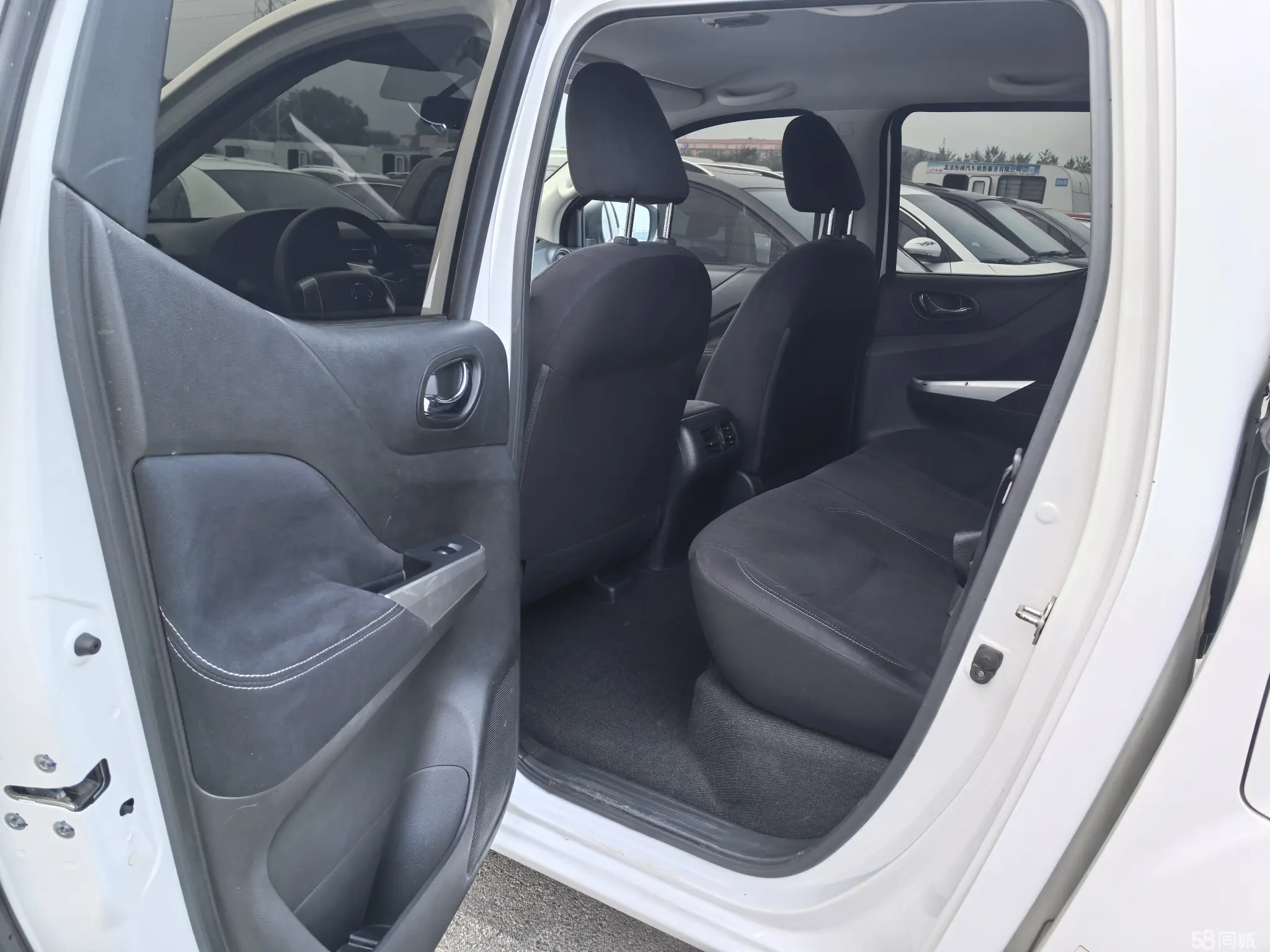 日产 纳瓦拉 2019 汽车图片 #8