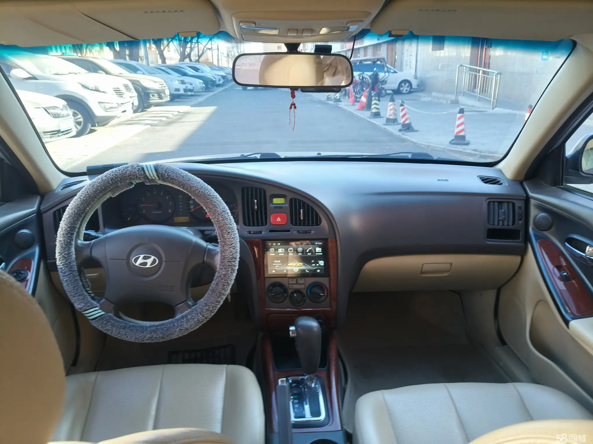 Hyundai Elantra 2009 car image #8