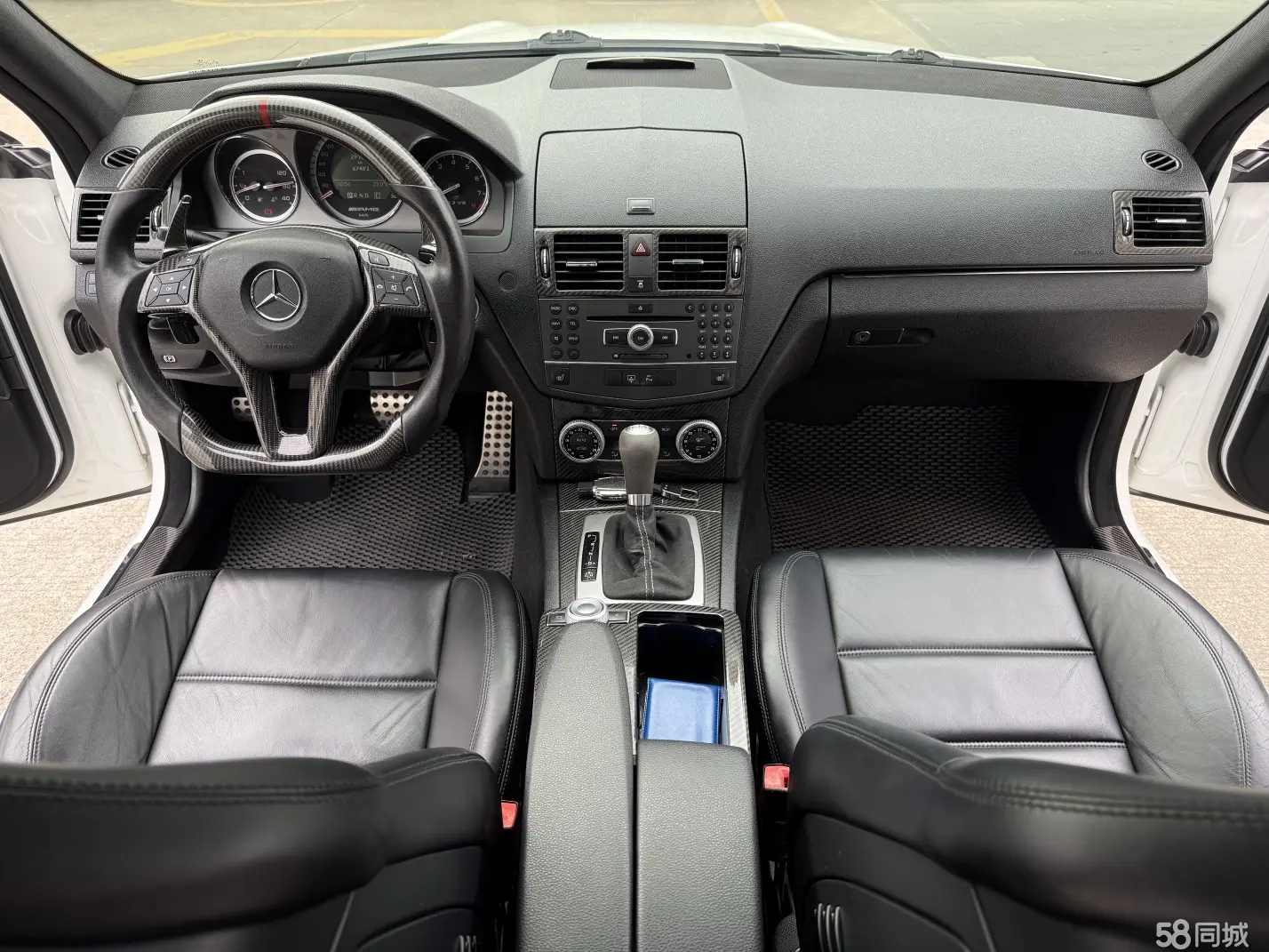 Mercedes-Benz C AMG 2011 car image #8