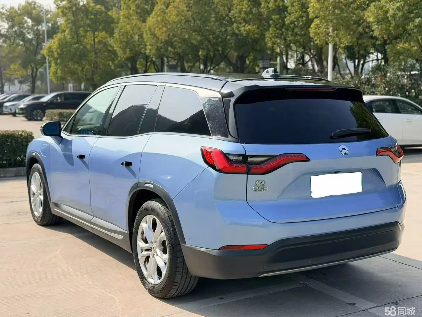 NIO ES8 2019 car image #8