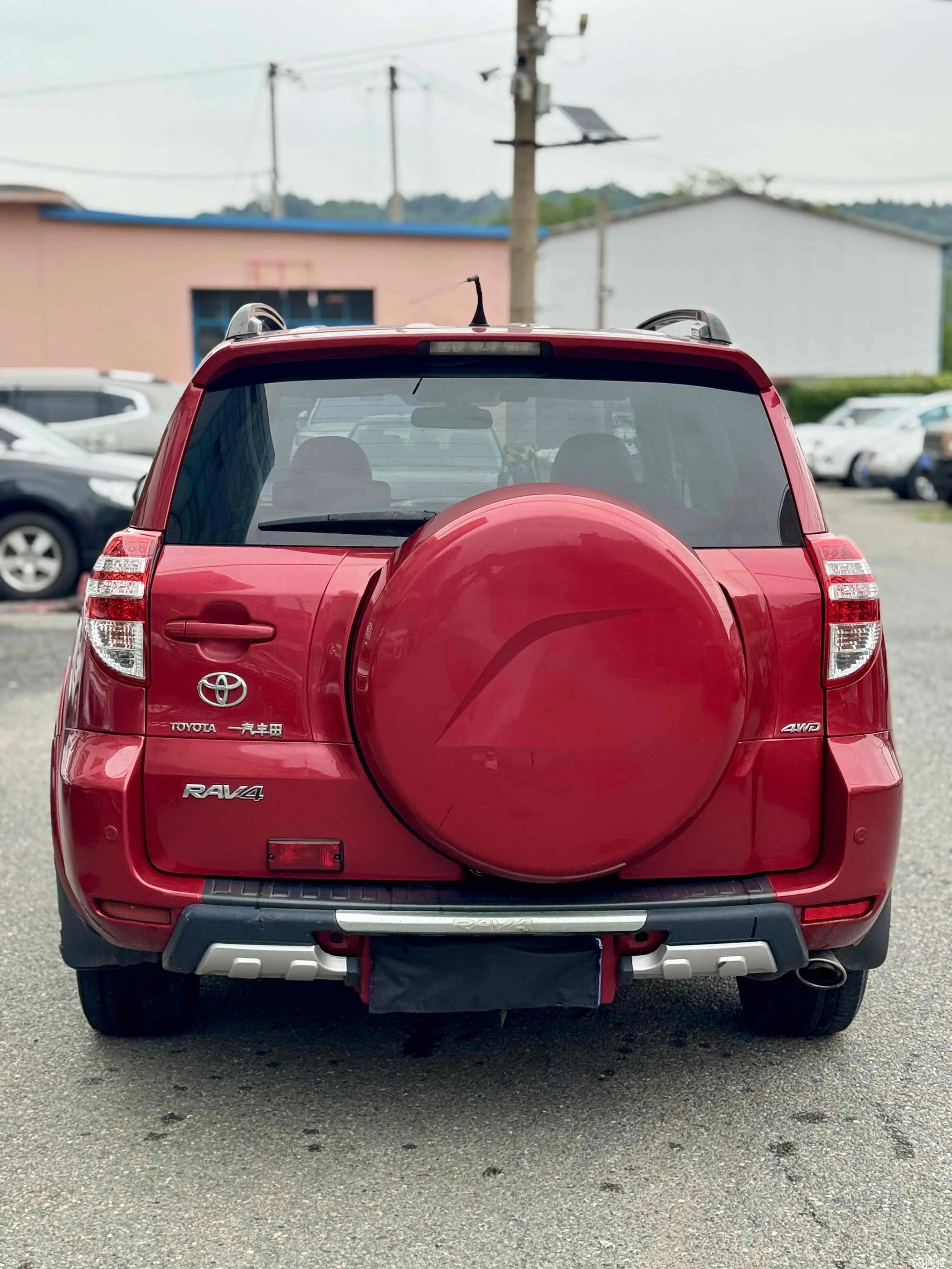Toyota RAV4 2011 #8 Toyota RAV4 2011 car image #8