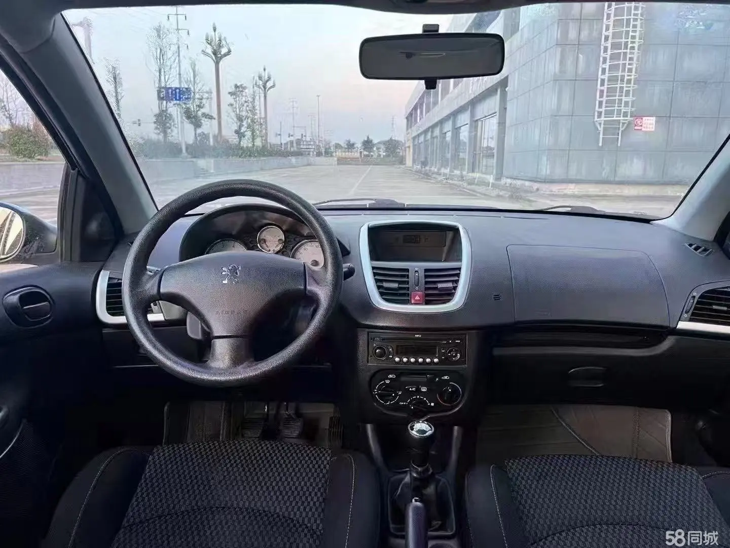 标致 标致207 2012 汽车图片 #8