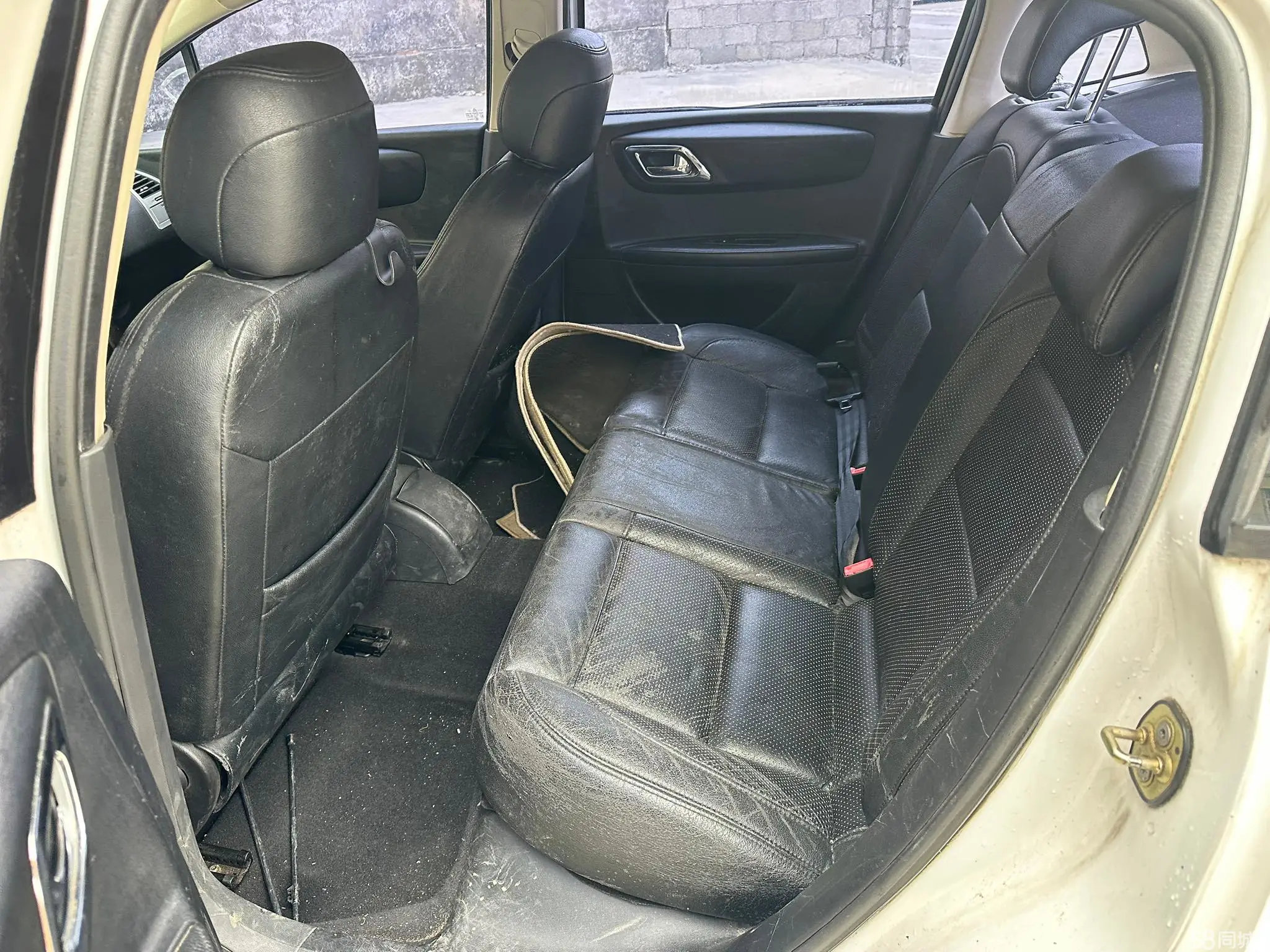 Citroen C-Quatre 2009 #8 Citroen C-Quatre 2009 car image #8