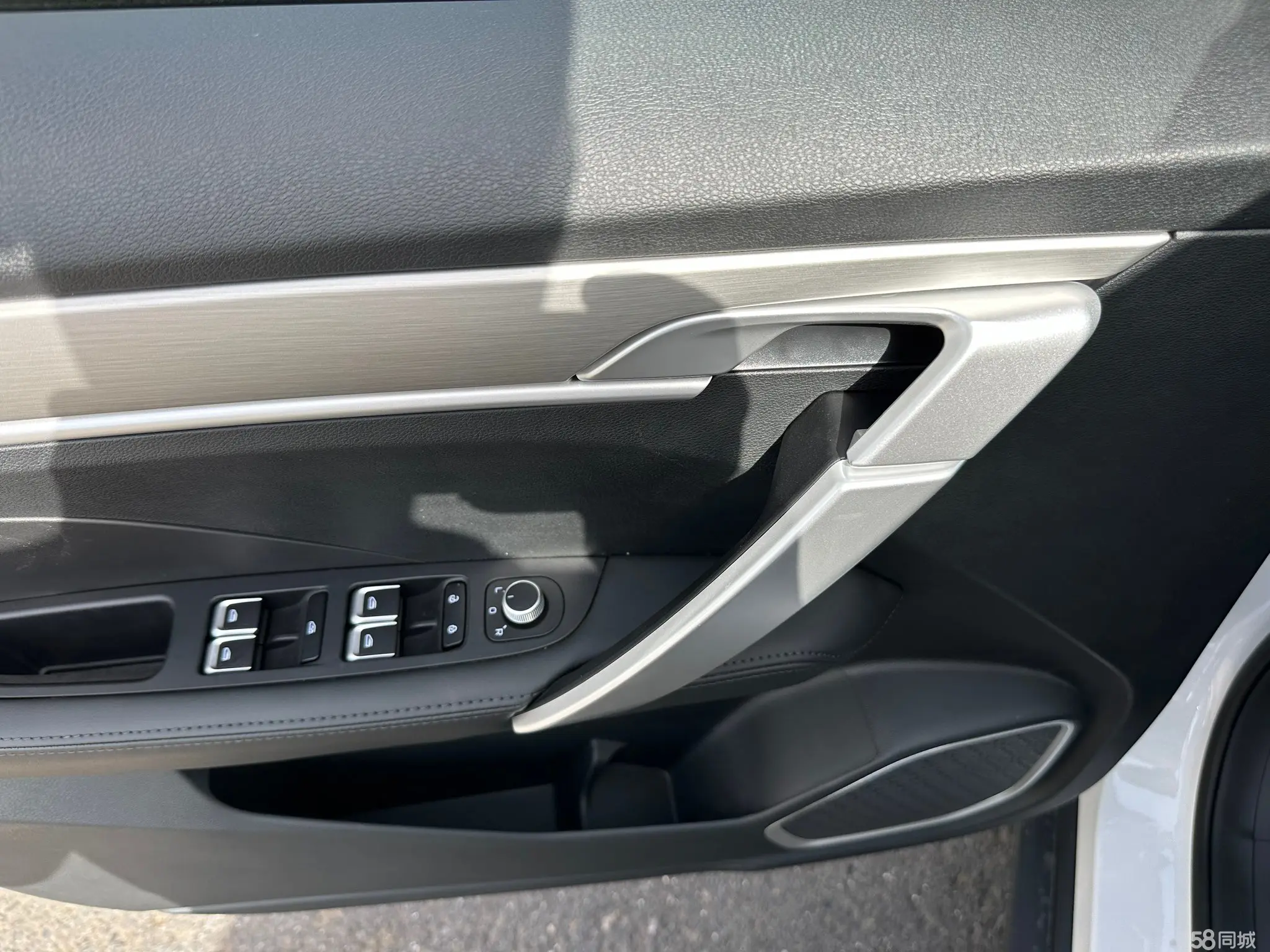 GEELY Coolray 2025 صورة سيارة #8