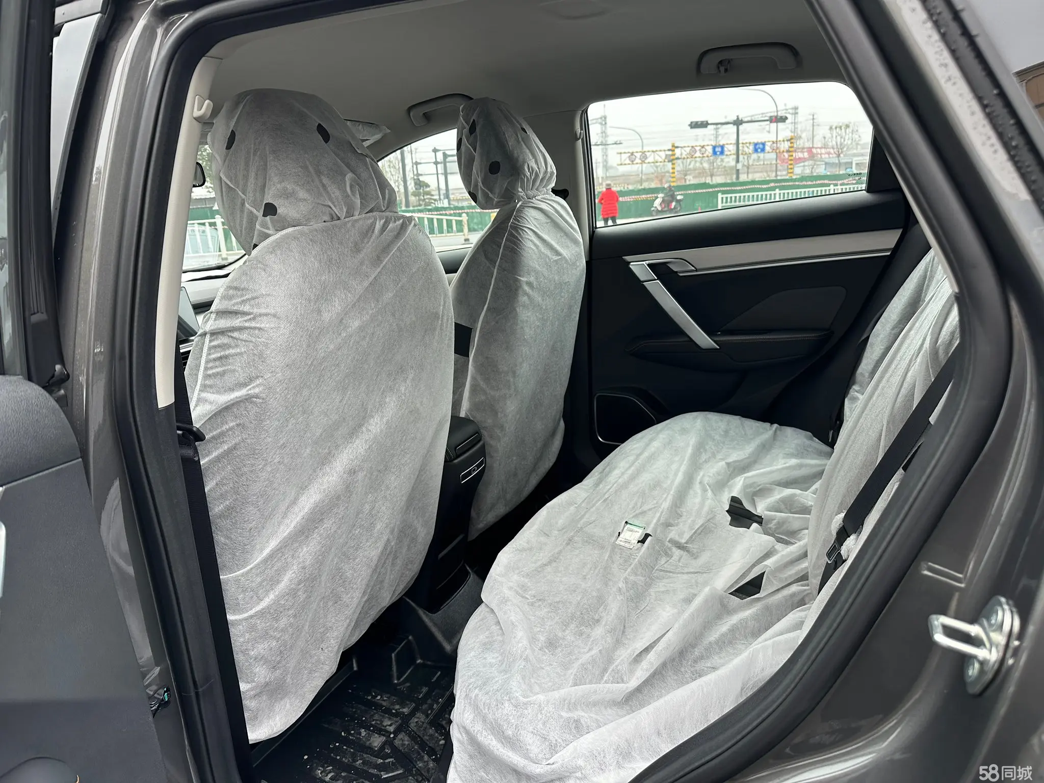 GEELY Coolray 2024 صورة سيارة #8