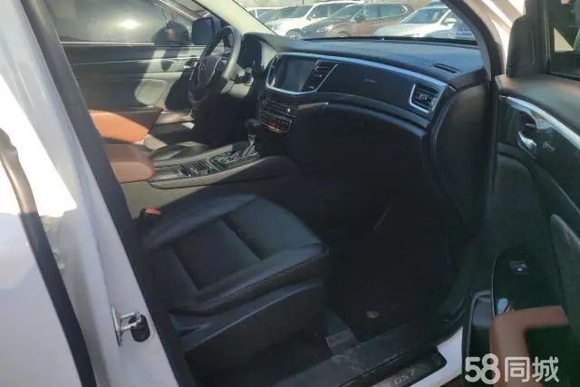 GAC Trumpchi GS7 2018 car image #8