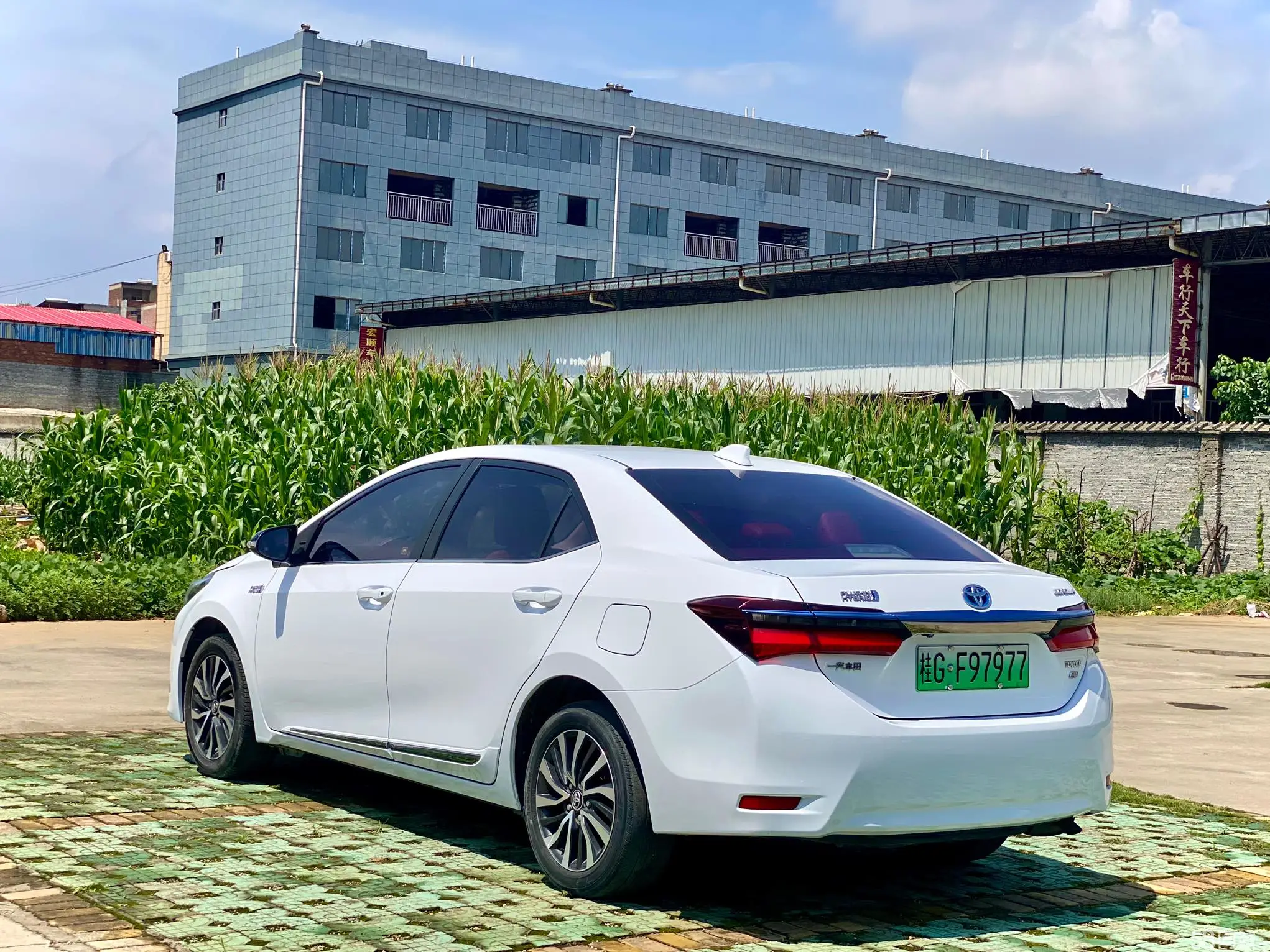 Toyota Corolla Hybird E+ 2019 car image #8