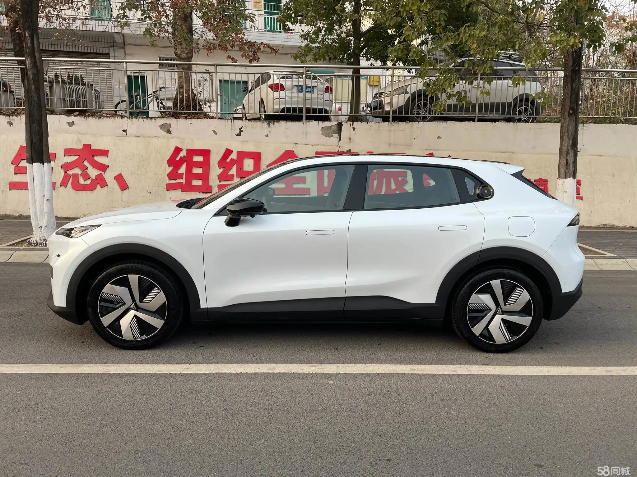 Deepal S05 2025 immagine di auto #8