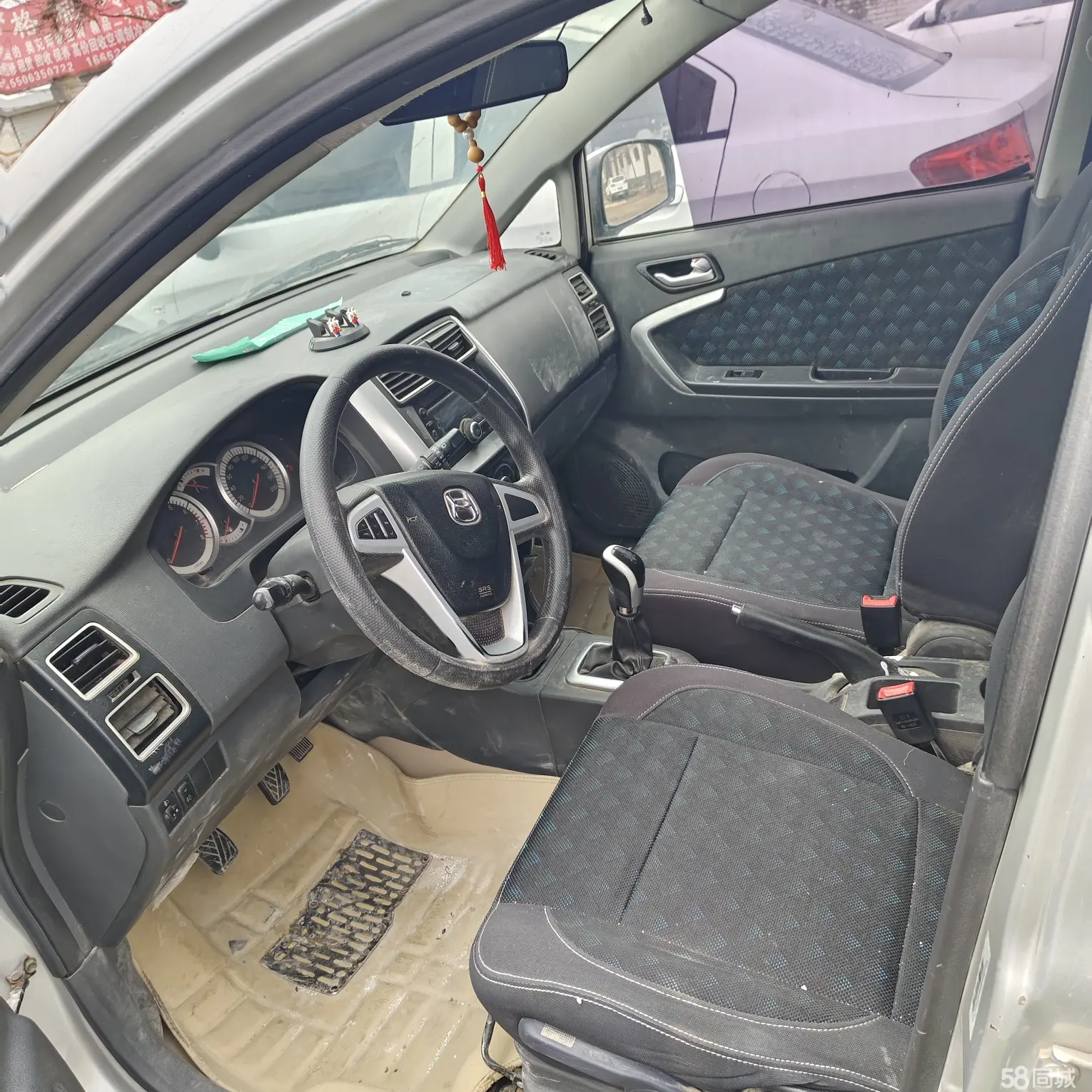 铃木 利亚纳A6 2014 汽车图片 #8