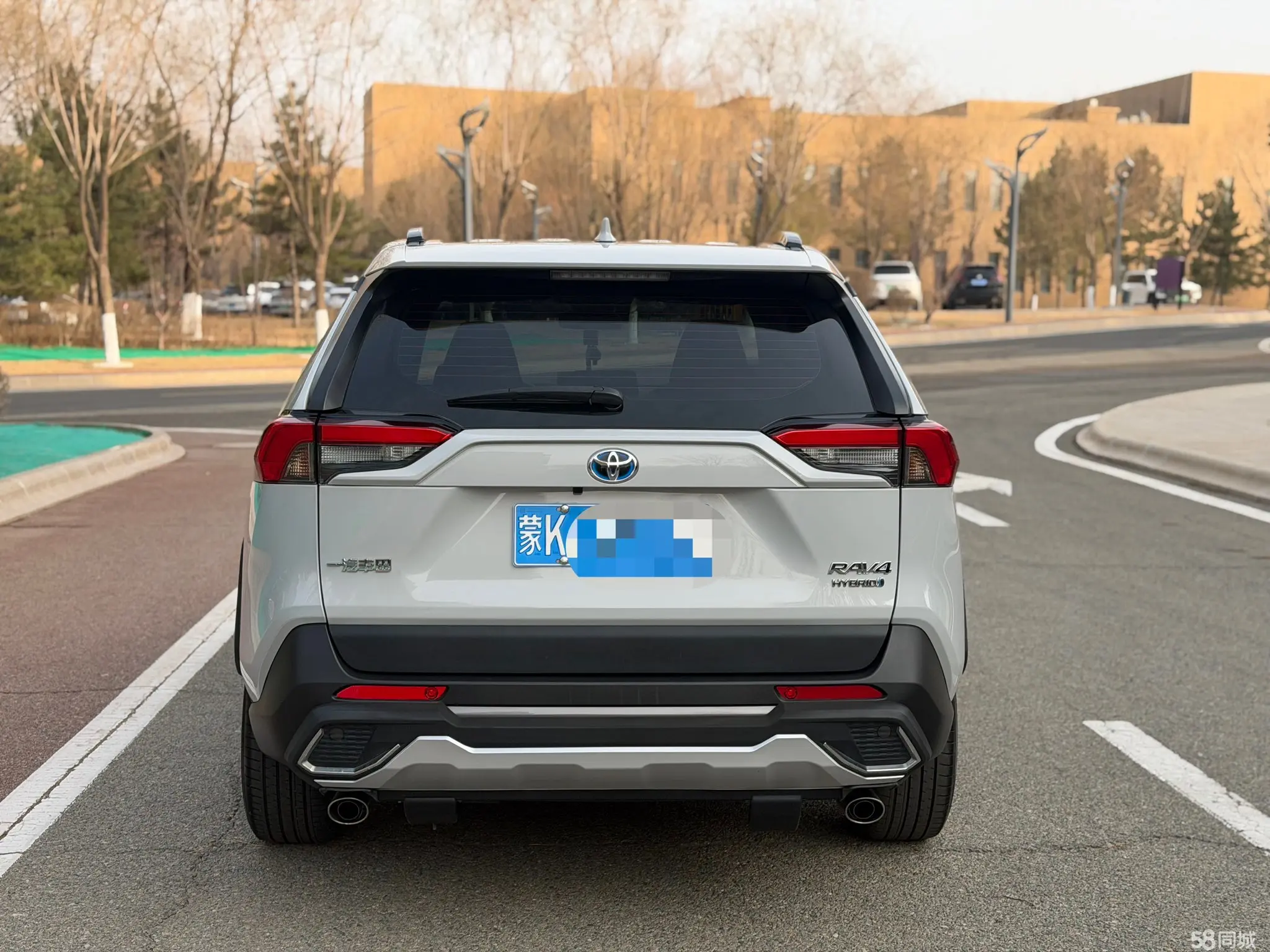 Toyota RAV4 Hybird E+ 2023 car image #8