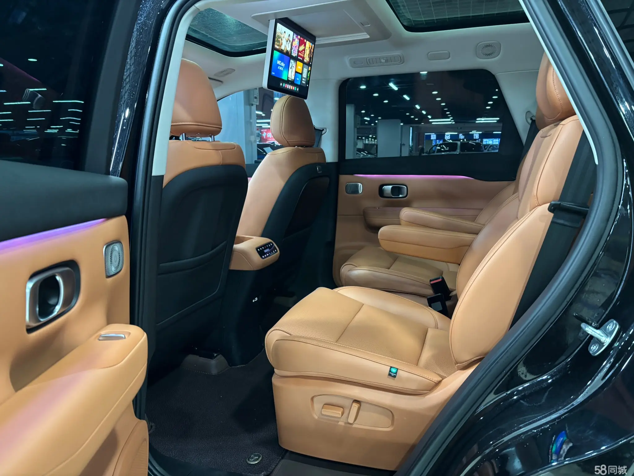 零跑汽车 零跑C16 2025 汽车图片 #8